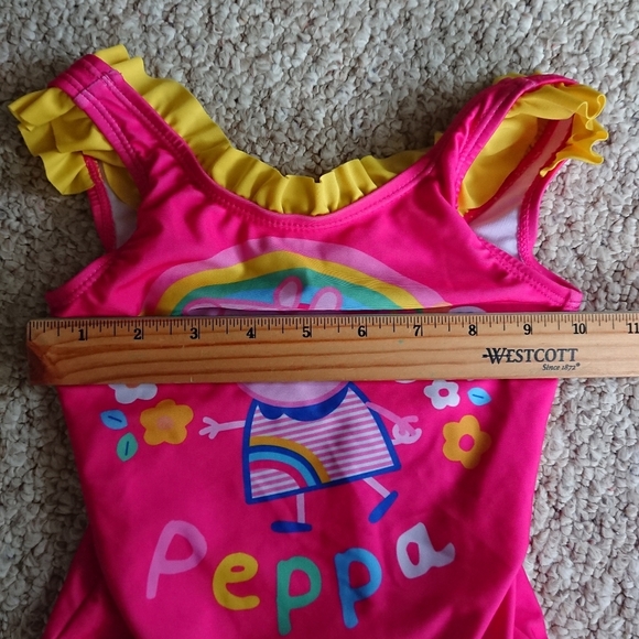 Peppa Pig Ruffled One-Piece Swimsuit Size 3T - Picture 7 of 12
